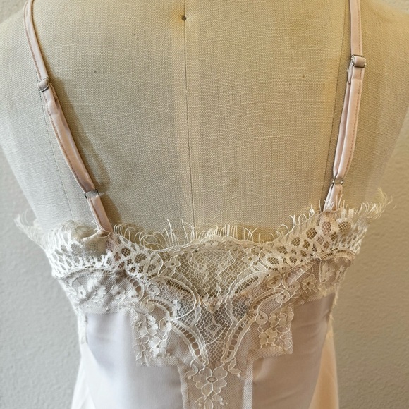 Lulu’s Light Blush Pink Camisole w/Lace Detail - Picture 6 of 9